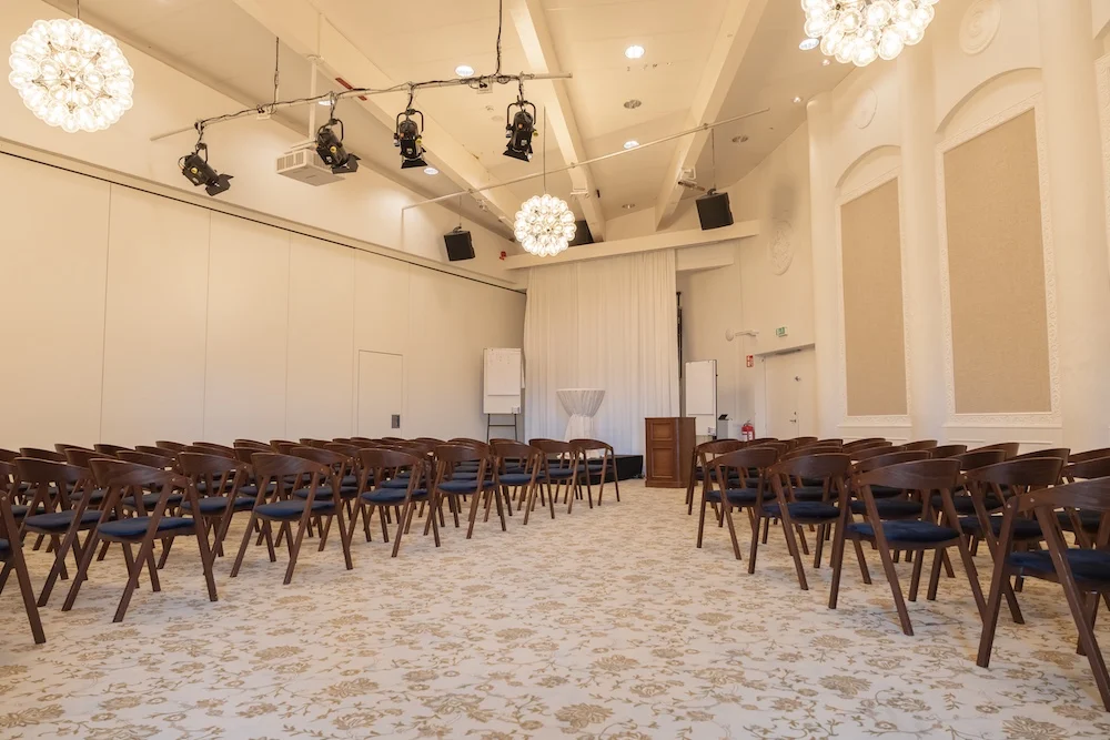 YstadSaltsjöbad Medium Motesrum